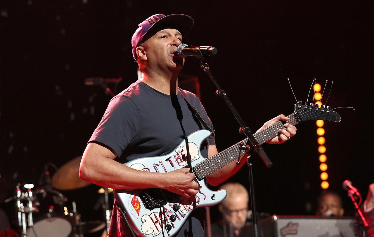 Tom Morello Finds &quot;Purity&quot; in Solo Work, Preps Rock-Fueled Album
