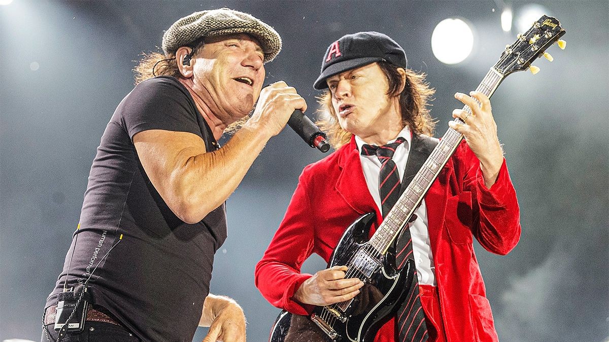 AC/DC впервые выступит после семилетнего перерыва с новым барабанщиком