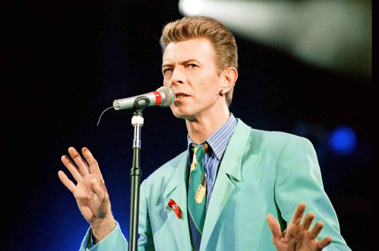 David Bowie corrected lyric sheet set to top $100,000 at auction