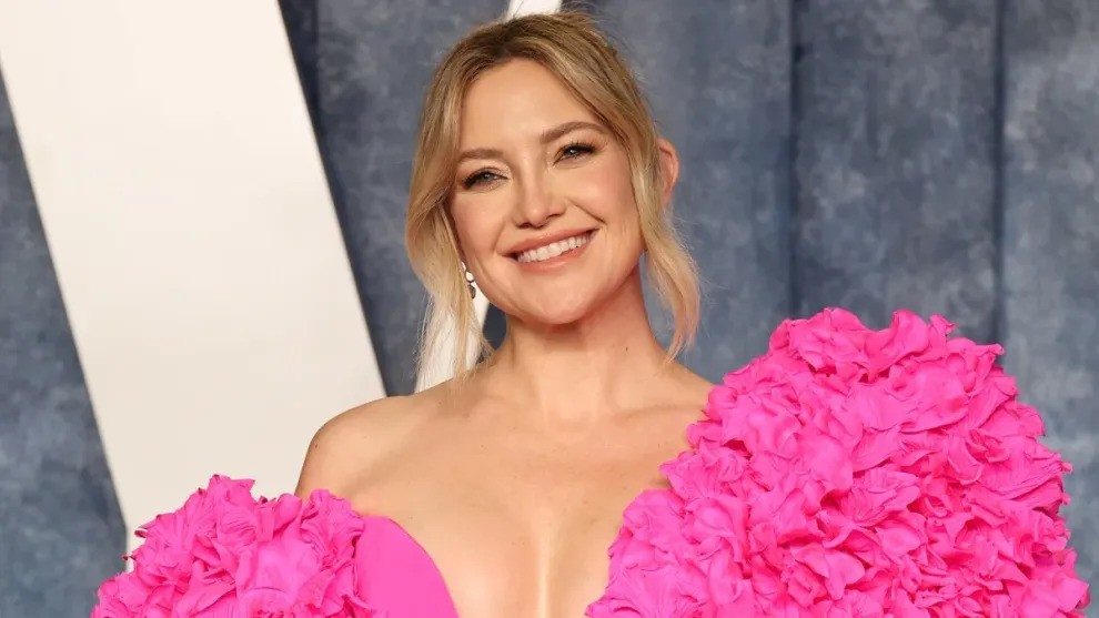 Kate Hudson Releases Debut Single "Talk About Love"
